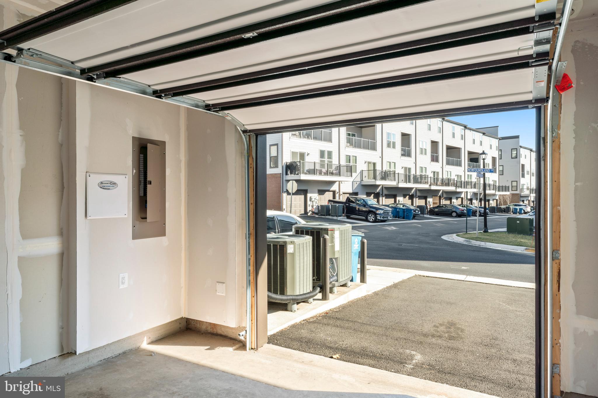 20320 Newfoundland Square Ashburn, VA 20147 - Photo 20 of 53 Garage