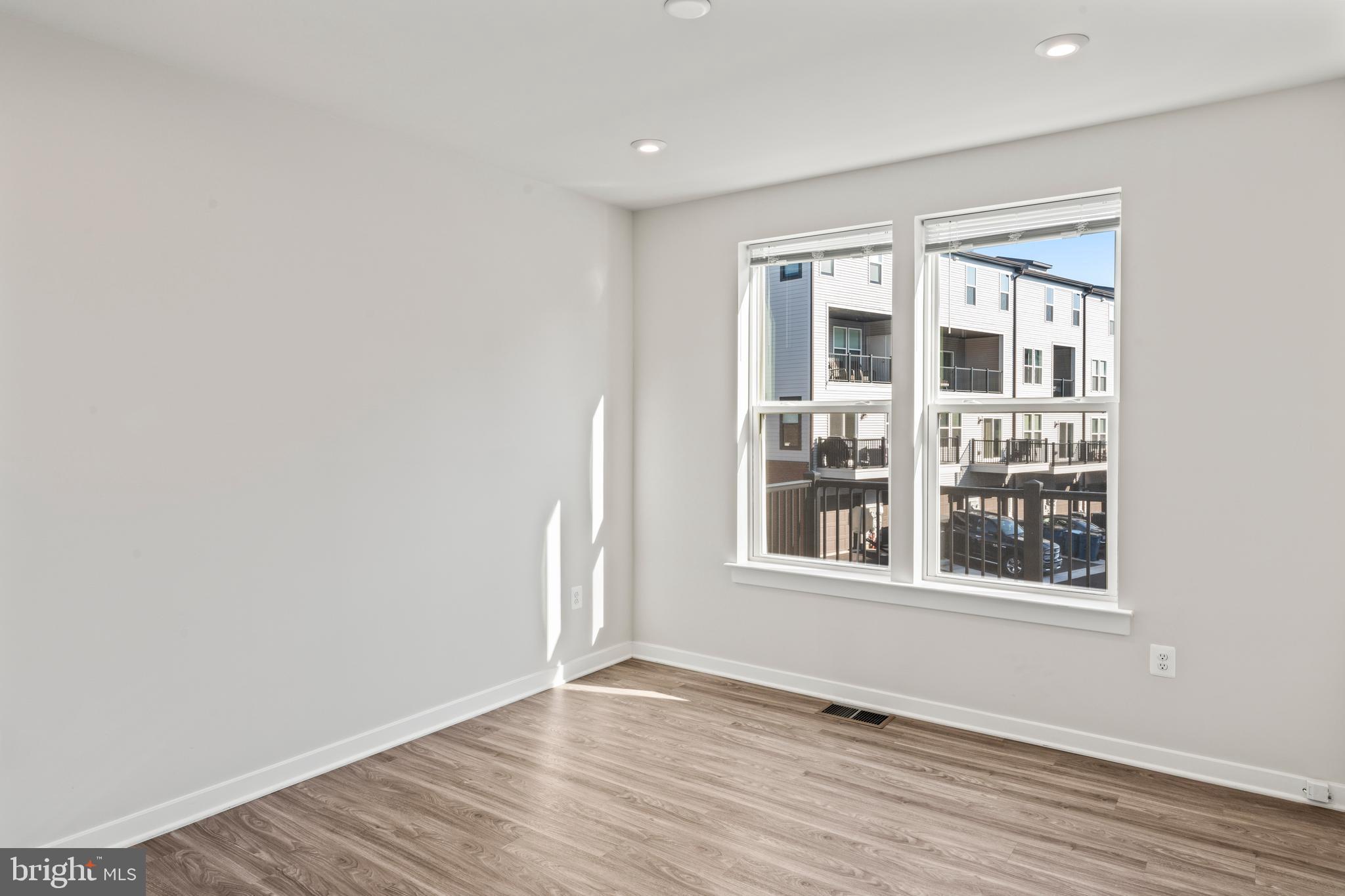 20320 Newfoundland Square Ashburn, VA 20147 - Photo 38 of 53 Bedroom 2