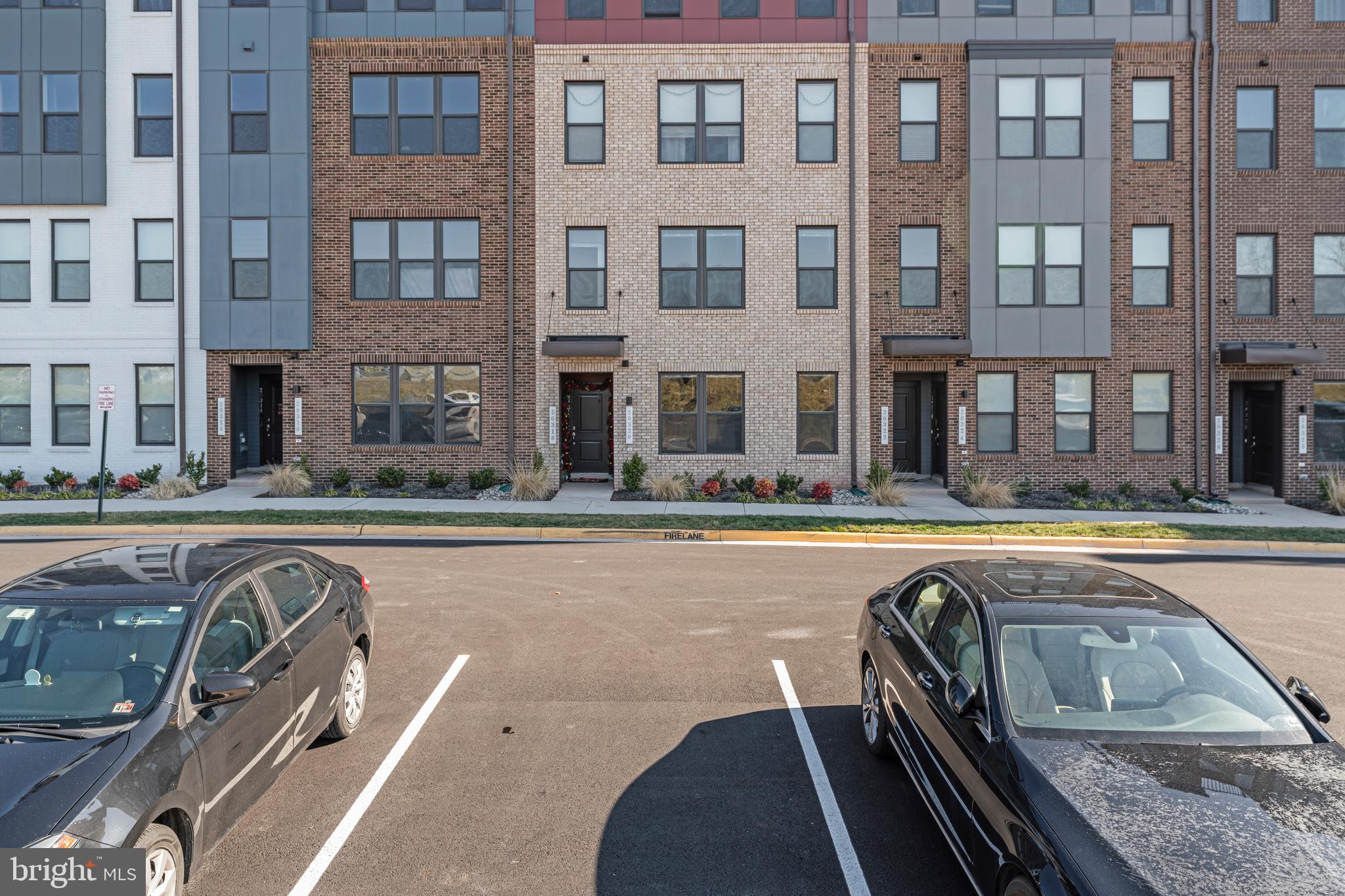 20320 Newfoundland Square Ashburn, VA 20147 - Photo 50 of 53 Front