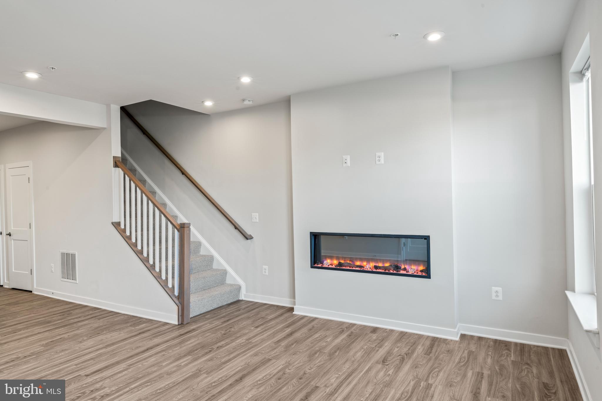 20320 Newfoundland Square Ashburn, VA 20147 - Photo 8 of 53 Open living/dining/kitchen