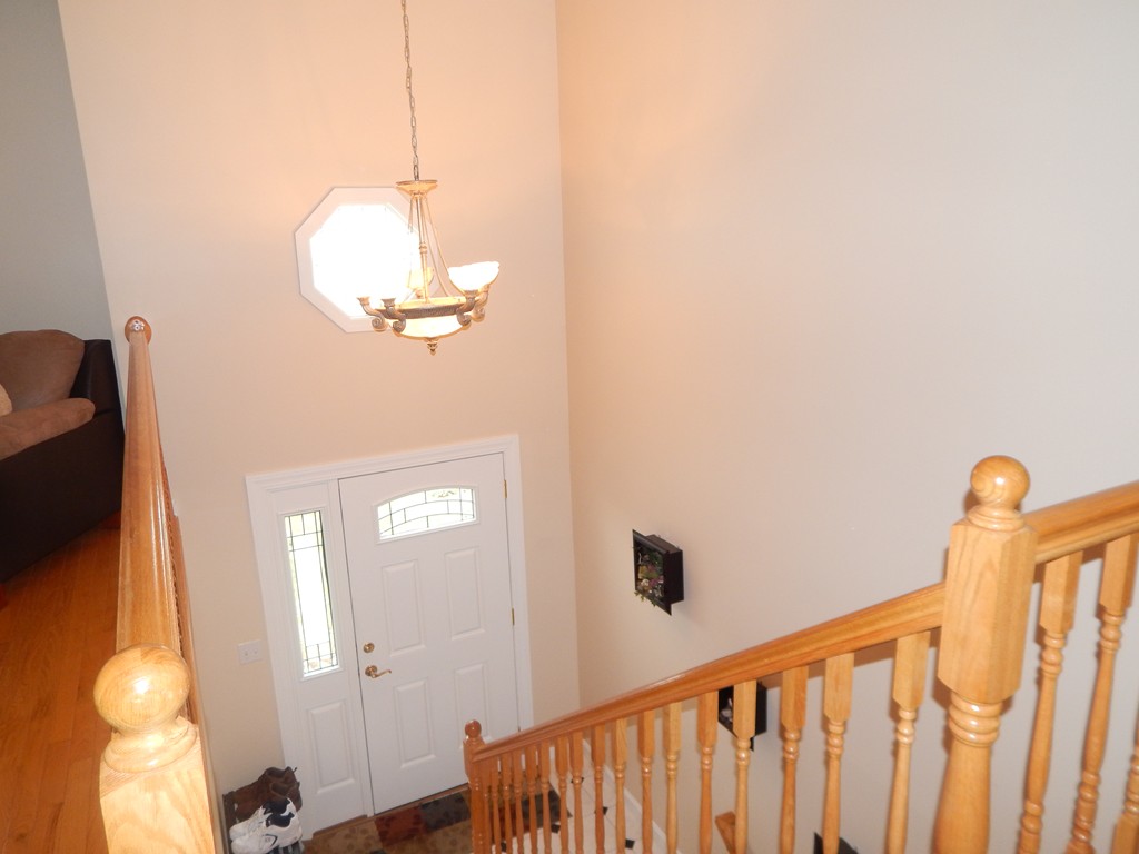 207 Boyden Street Fall River, MA 02721 - Photo 7 of 24
