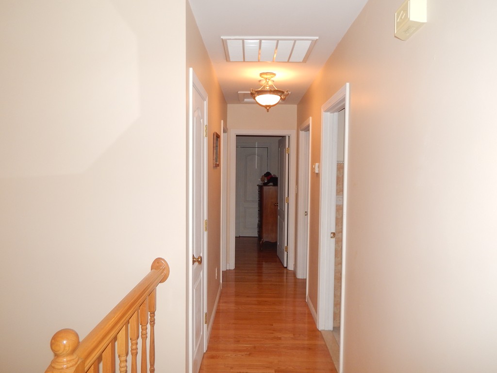 207 Boyden Street Fall River, MA 02721 - Photo 8 of 24