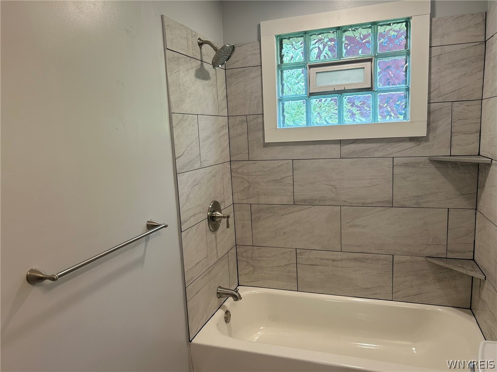 1835 Military Road Tonawanda, NY 14217 - Photo 7 of 28