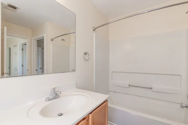 $250,000 | 653 Winchester Court, Lake Villa, IL 60046