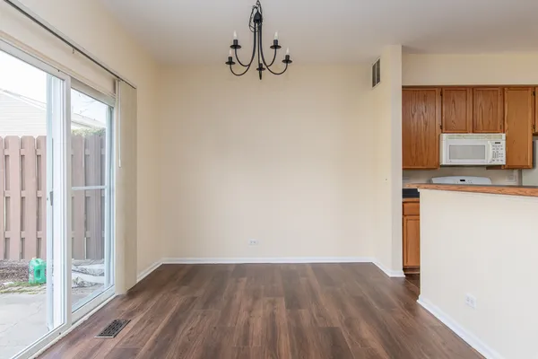 $250,000 | 653 Winchester Court, Lake Villa, IL 60046