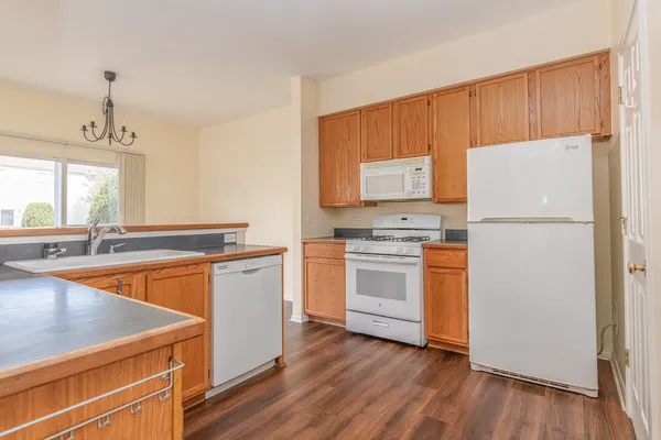 $250,000 | 653 Winchester Court, Lake Villa, IL 60046