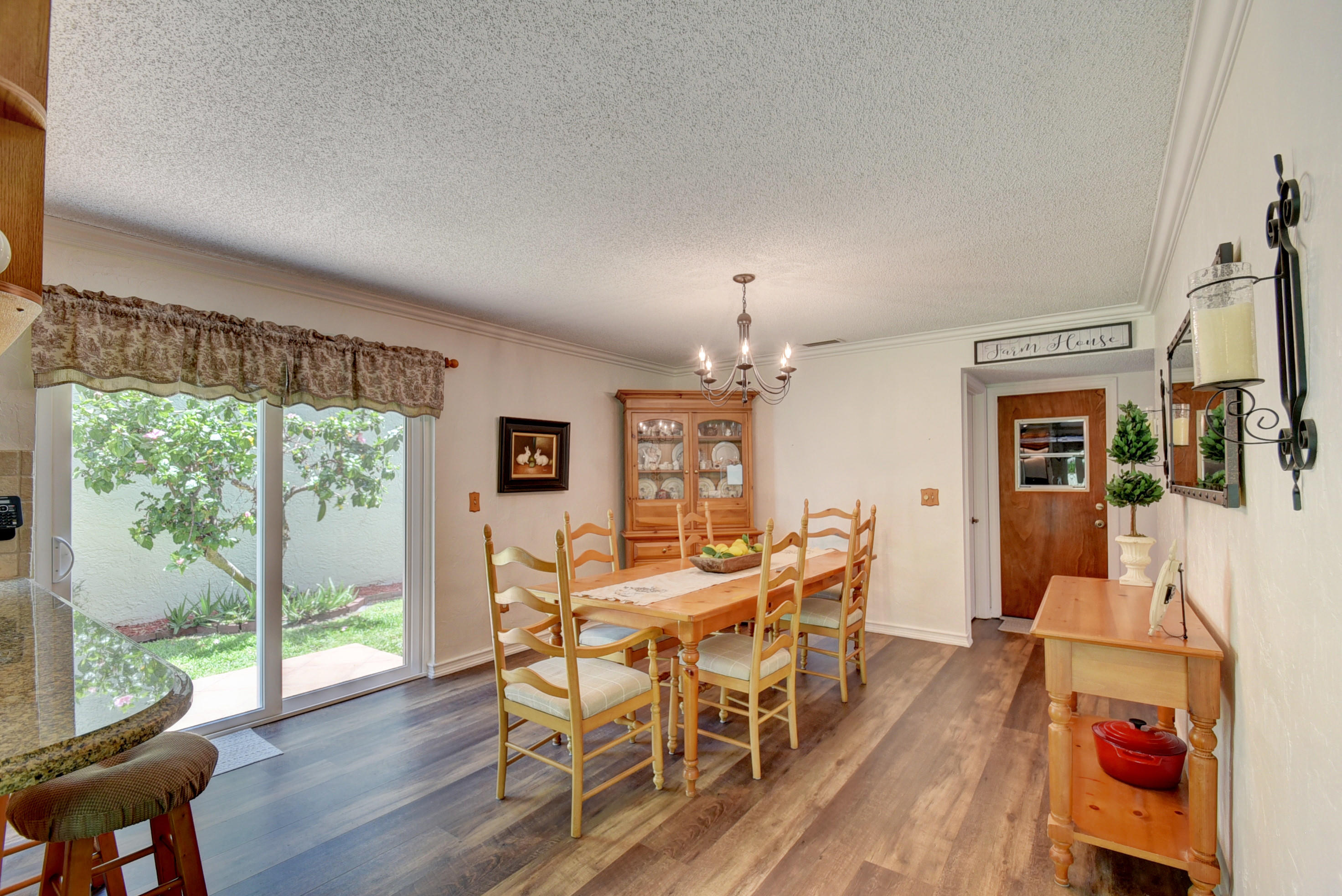 22980 Old Inlet Bridge Drive Boca Raton, FL 33433 - Photo 7 of 19 dining area