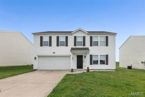 $269,900 | 245 River Laurel Drive, Belleville, IL 62220