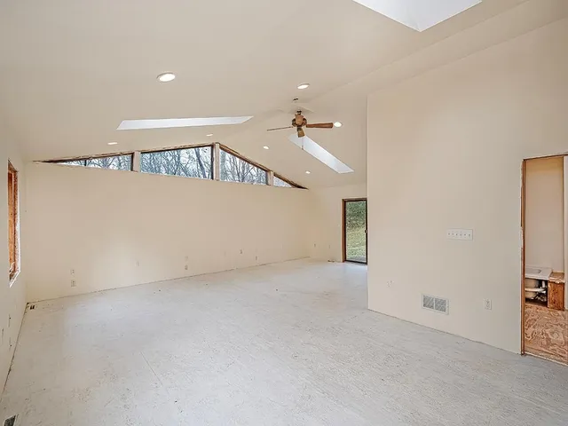 $779,000 | 109 Ivy Lane, Venetia, PA 15367