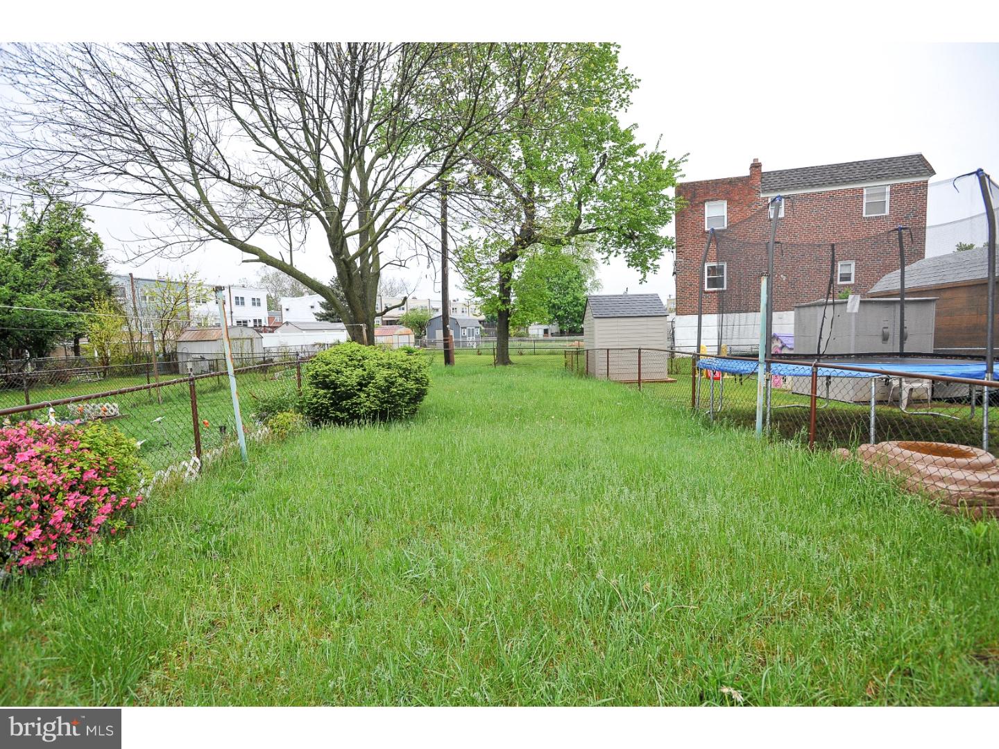 3204 Holly Road Philadelphia, PA 19154 - Photo 24 of 25 Back Yard