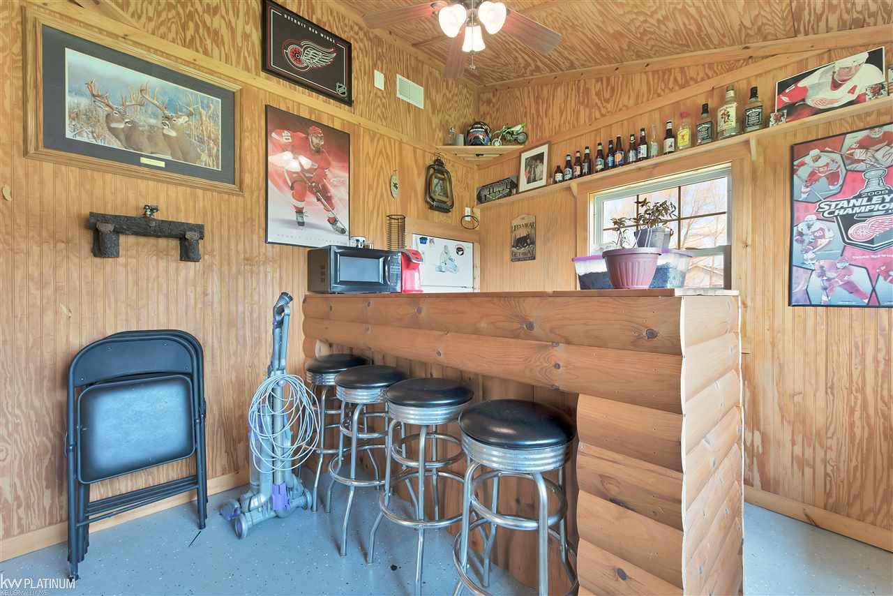7424 Gibbons Road Jeddo, MI 48032 - Photo 7 of 36 She Den | Man Cave