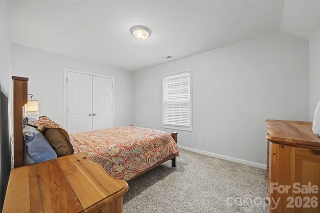 a view of a livingroom with furniture