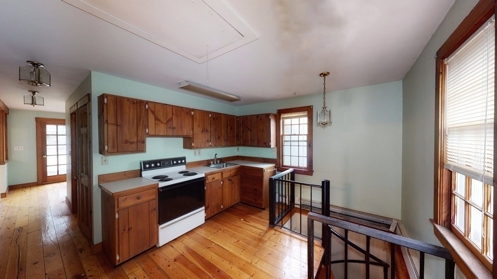 108 Fitchburg Road Townsend, MA 01469 - Photo 11 of 23