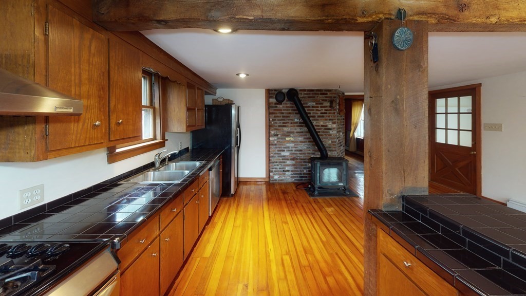 108 Fitchburg Road Townsend, MA 01469 - Photo 7 of 23