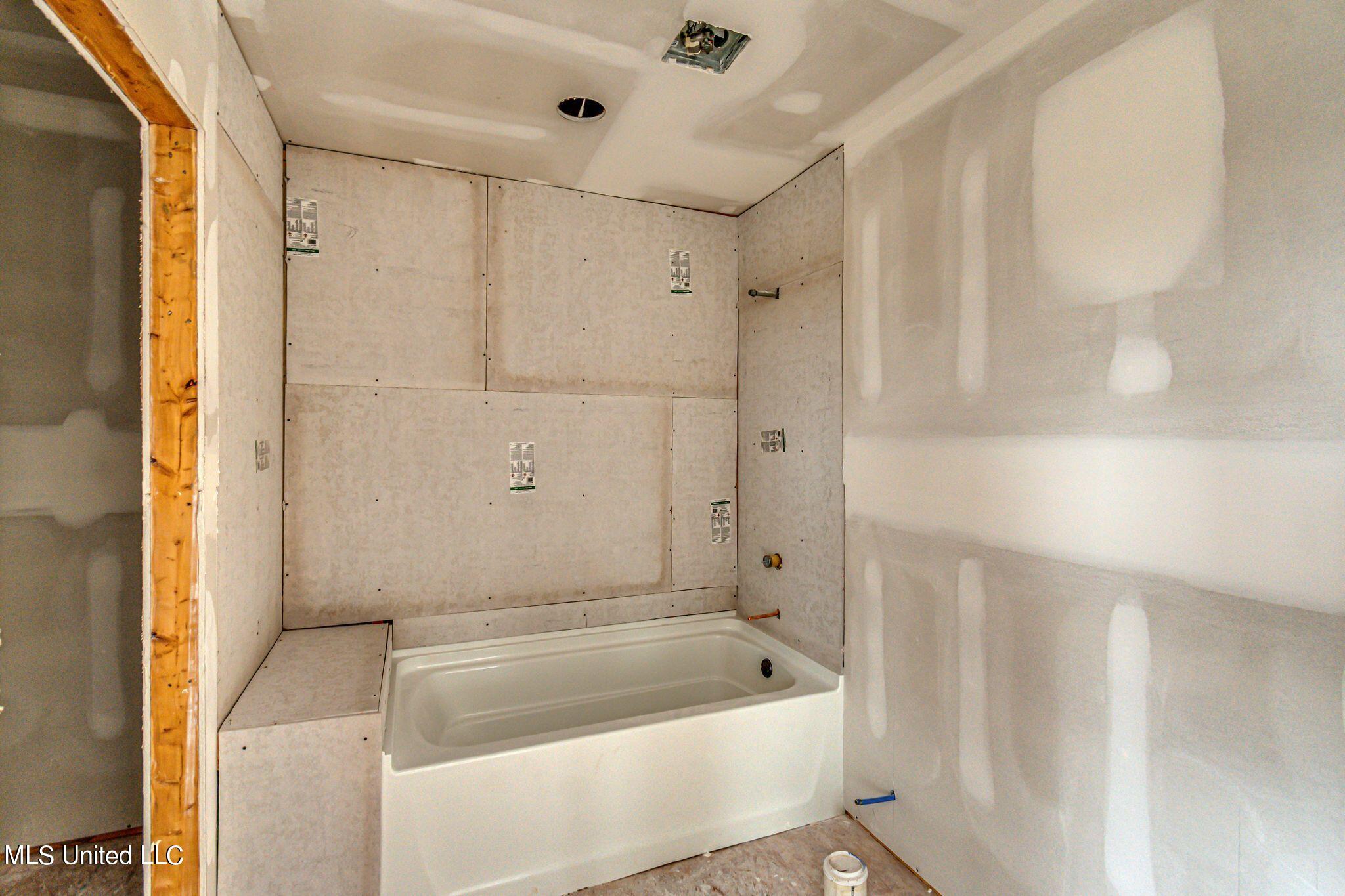 229 Harrell Road Pelahatchie, MS 39145 - Photo 57 of 72 Fi-lvO_3