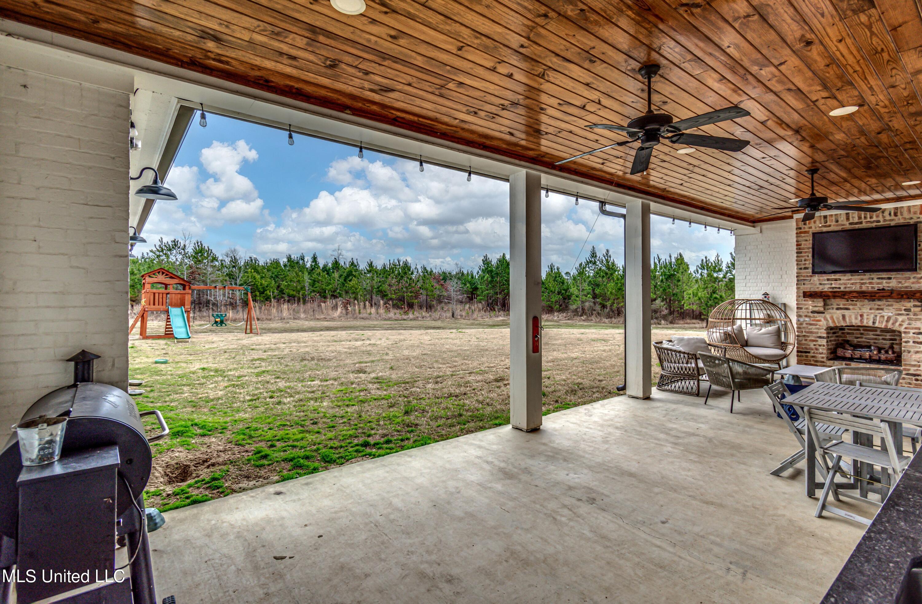 229 Harrell Road Pelahatchie, MS 39145 - Photo 62 of 72 ZZ3RTfm4
