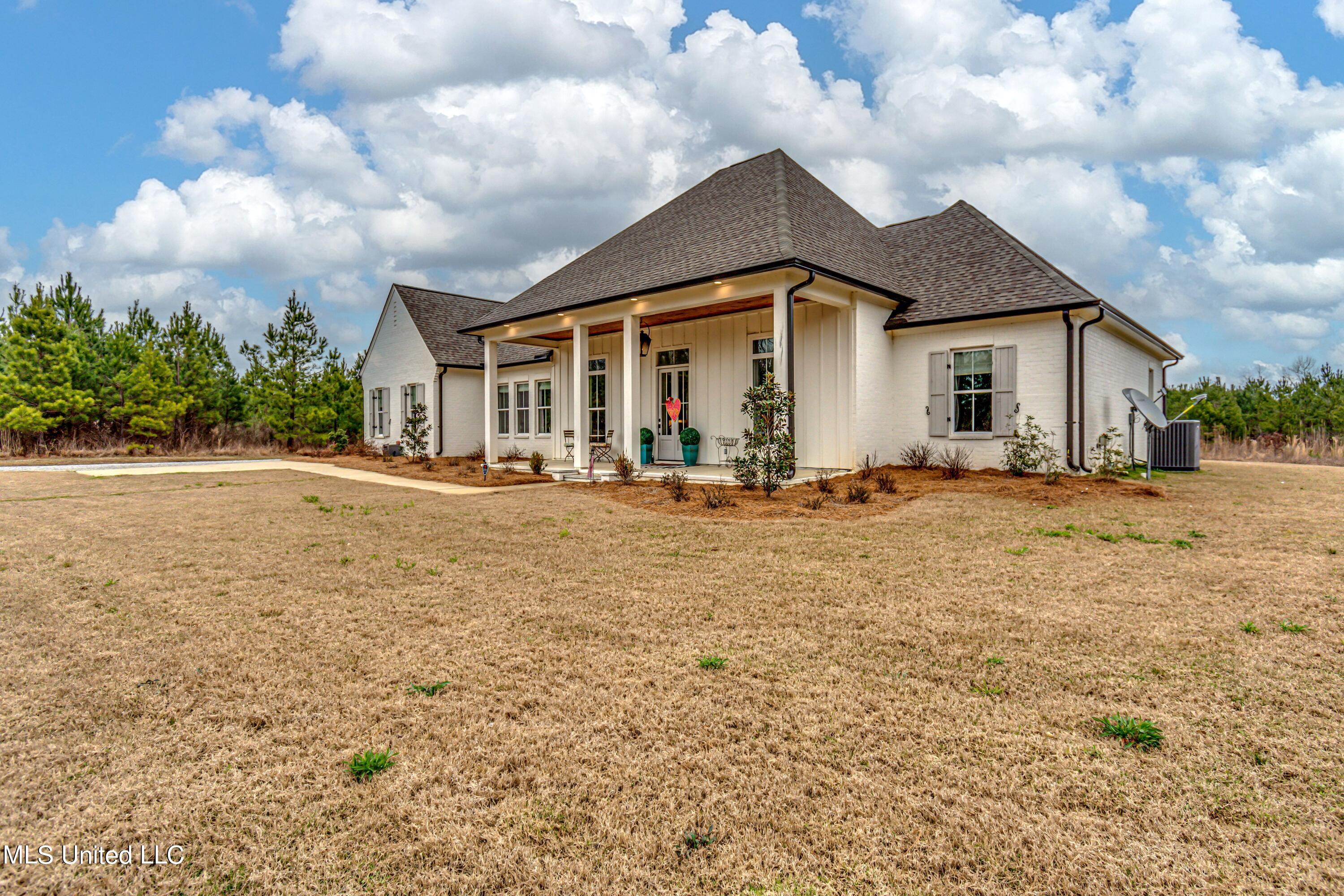 229 Harrell Road Pelahatchie, MS 39145 - Photo 68 of 72 l-3Ehjw0