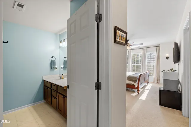 view of a livingroom with furniture and wooden floor