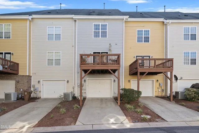 $359,900 | 147 Dove Cottage Lane, Cary, NC 27519