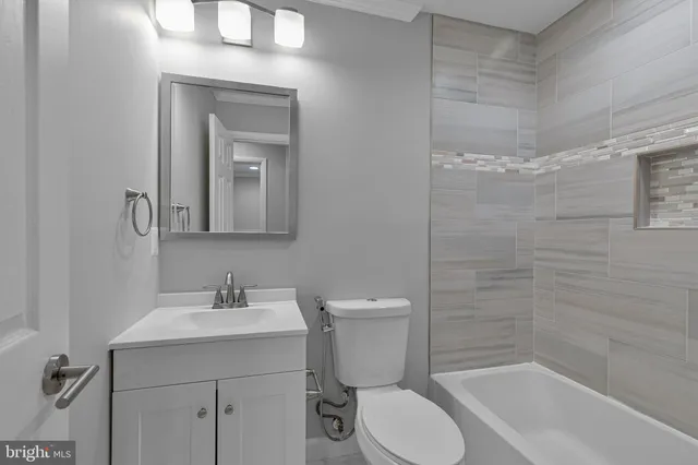 $3,850 | 3911 Egan Drive, Fairfax, VA 22030