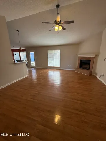 $1,950 | 1067 Parkview Circle North, Unit S, Southaven, MS 38671