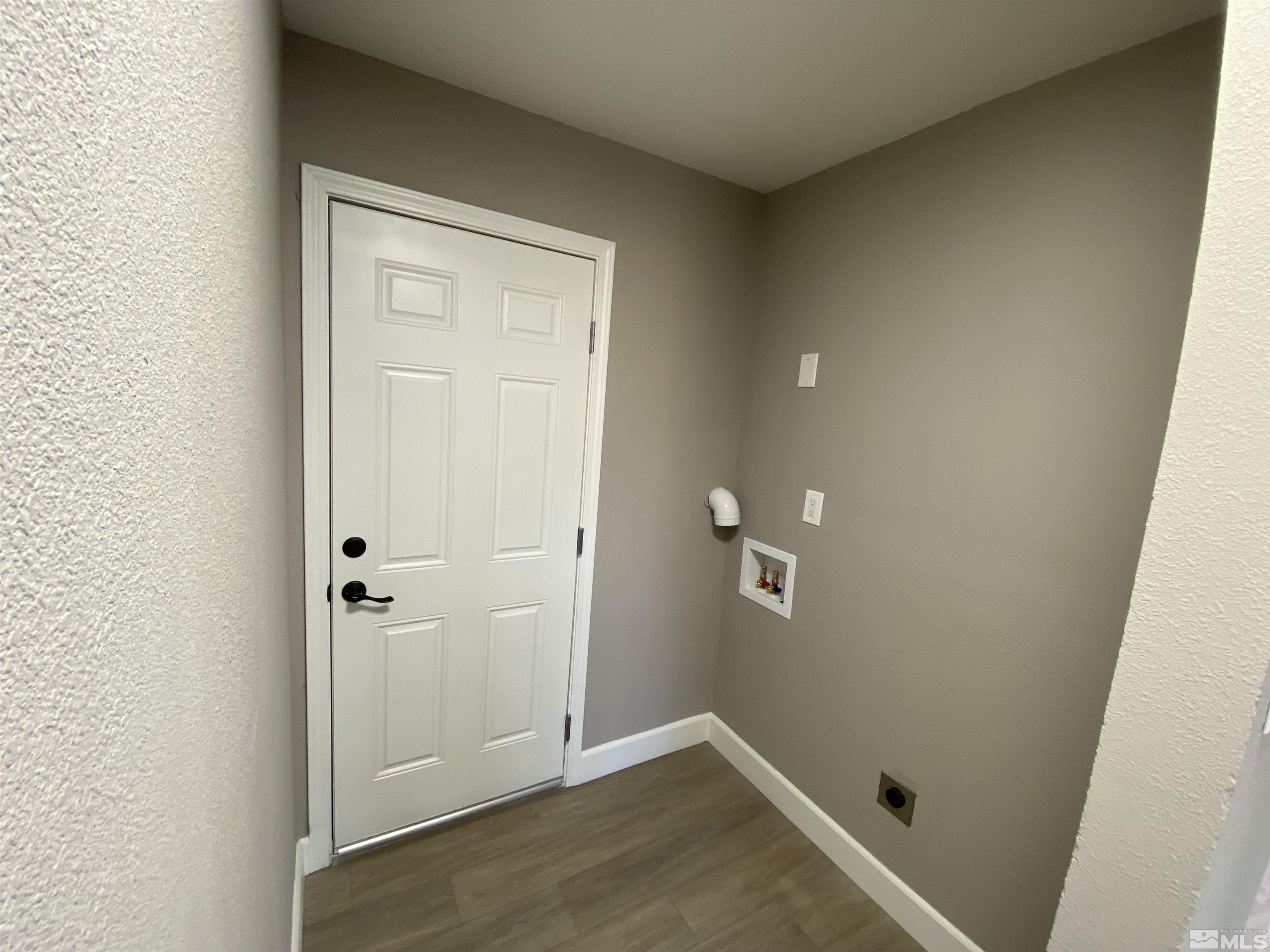 4035 Jasper Lane Reno, NV 89509 - Photo 13 of 16 an empty room with wooden floor