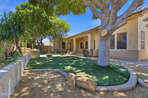 $670,000 | 8056 West Louise Drive, Peoria, AZ 85383