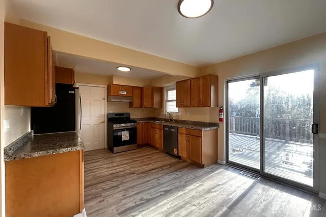 $4,000 | 13 Carpathia Street, Piscataway, NJ 08854