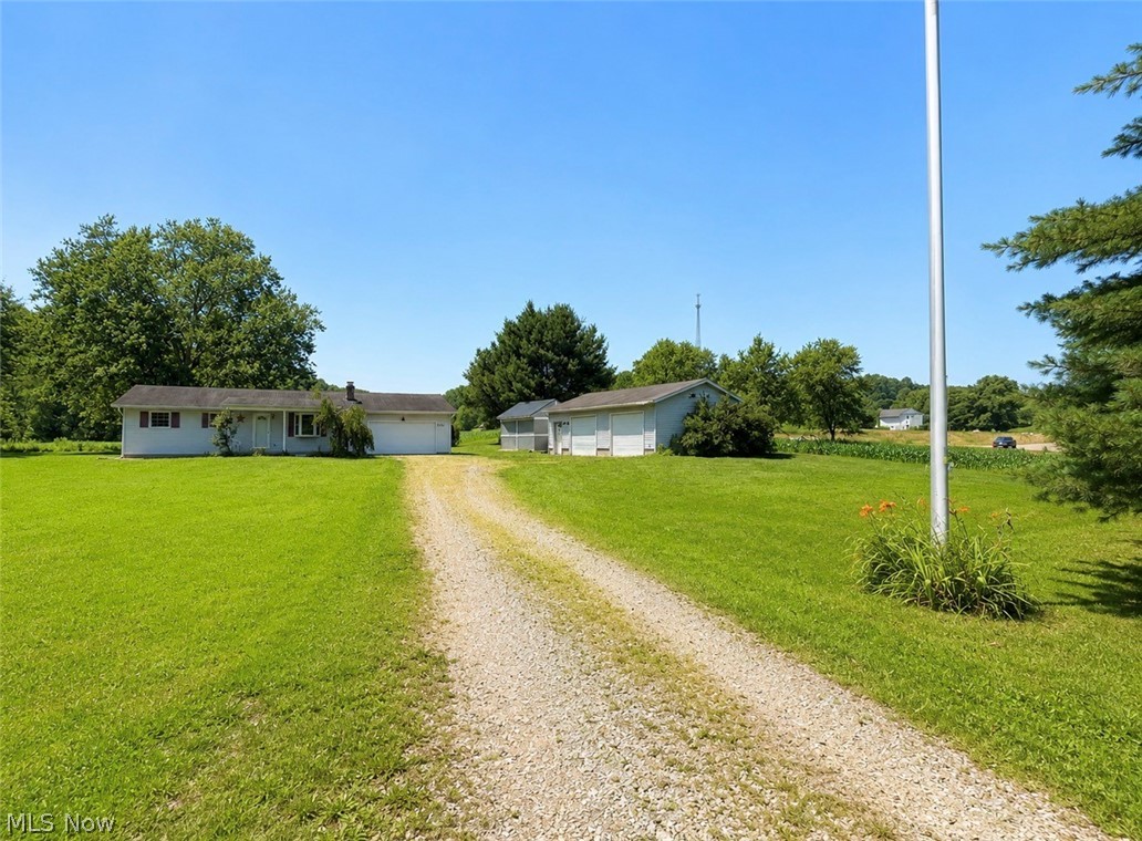 9754 Stonecreek Road Southwest Newcomerstown, OH 43832 - Photo 2 of 42
