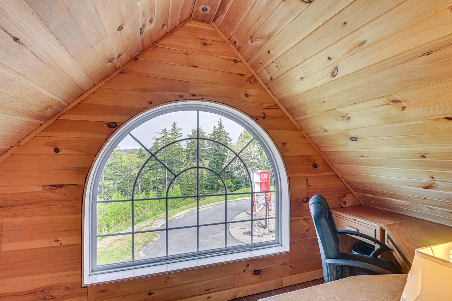 508 Tremont Road Bernard, ME 04612 - Photo 23 of 60