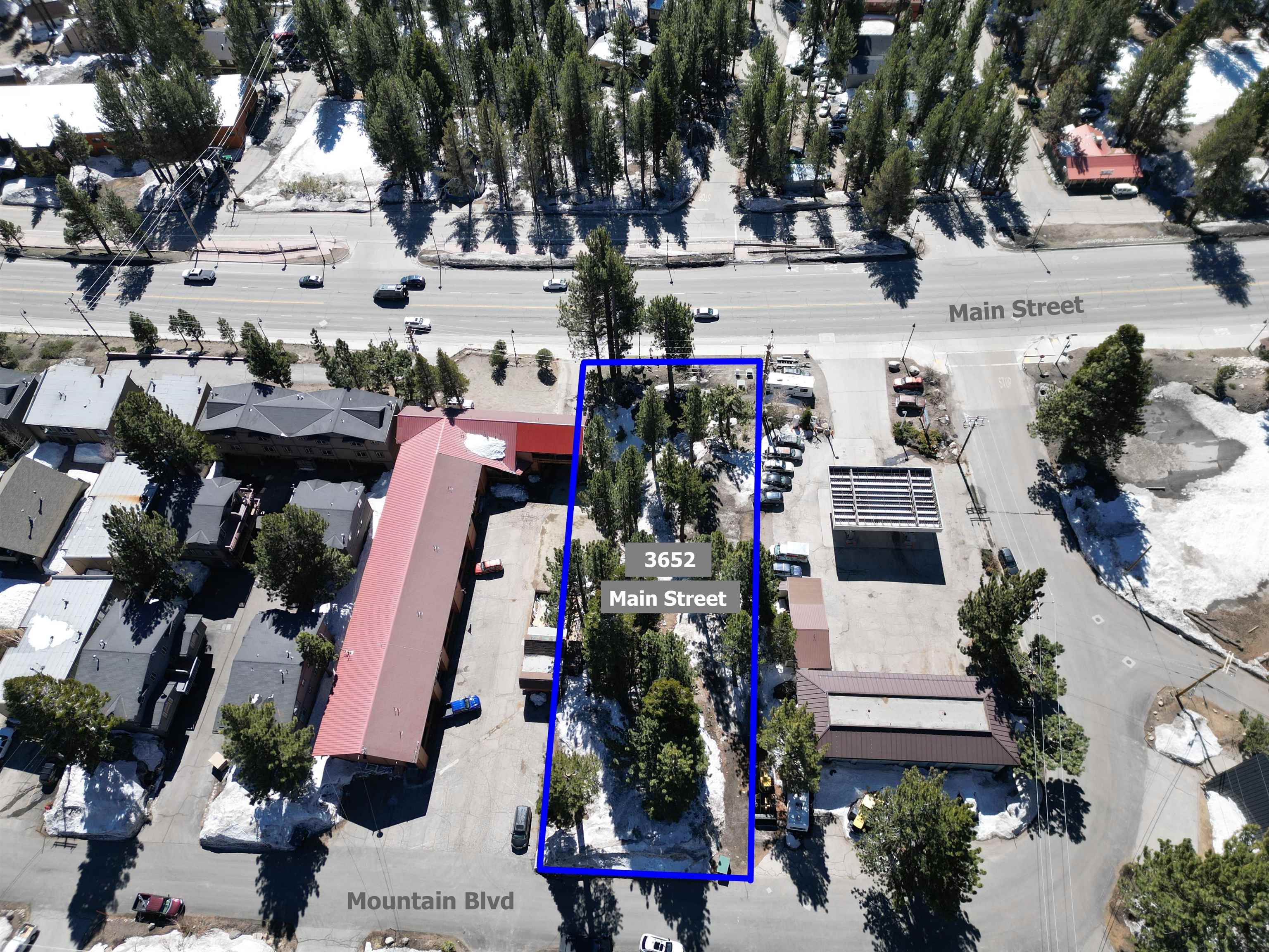 3652 Main Street Mammoth Lakes, CA 93546 - Photo 9 of 12 Aerial view of property and surrounding area with property parcel outlined