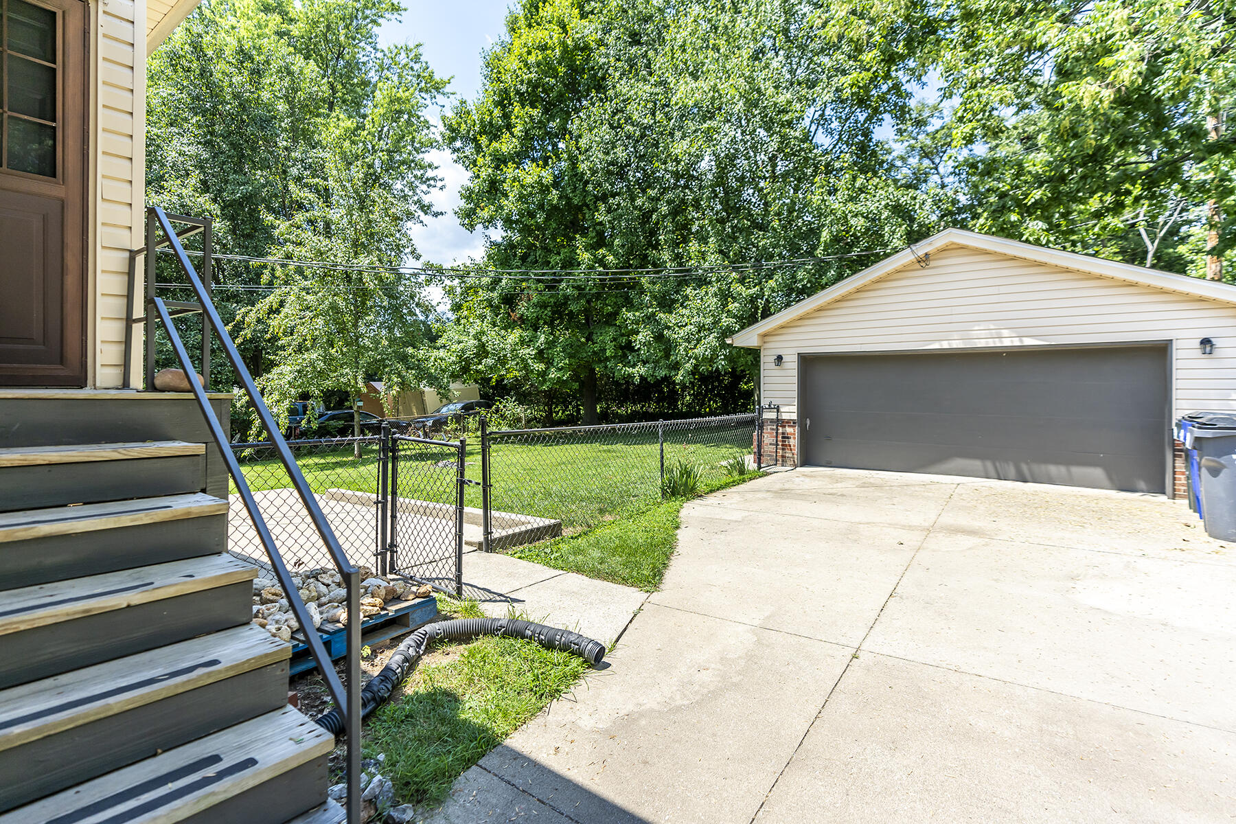 3317 High Hope Road Lexington, KY 40517 - Photo 29 of 30 3317high30