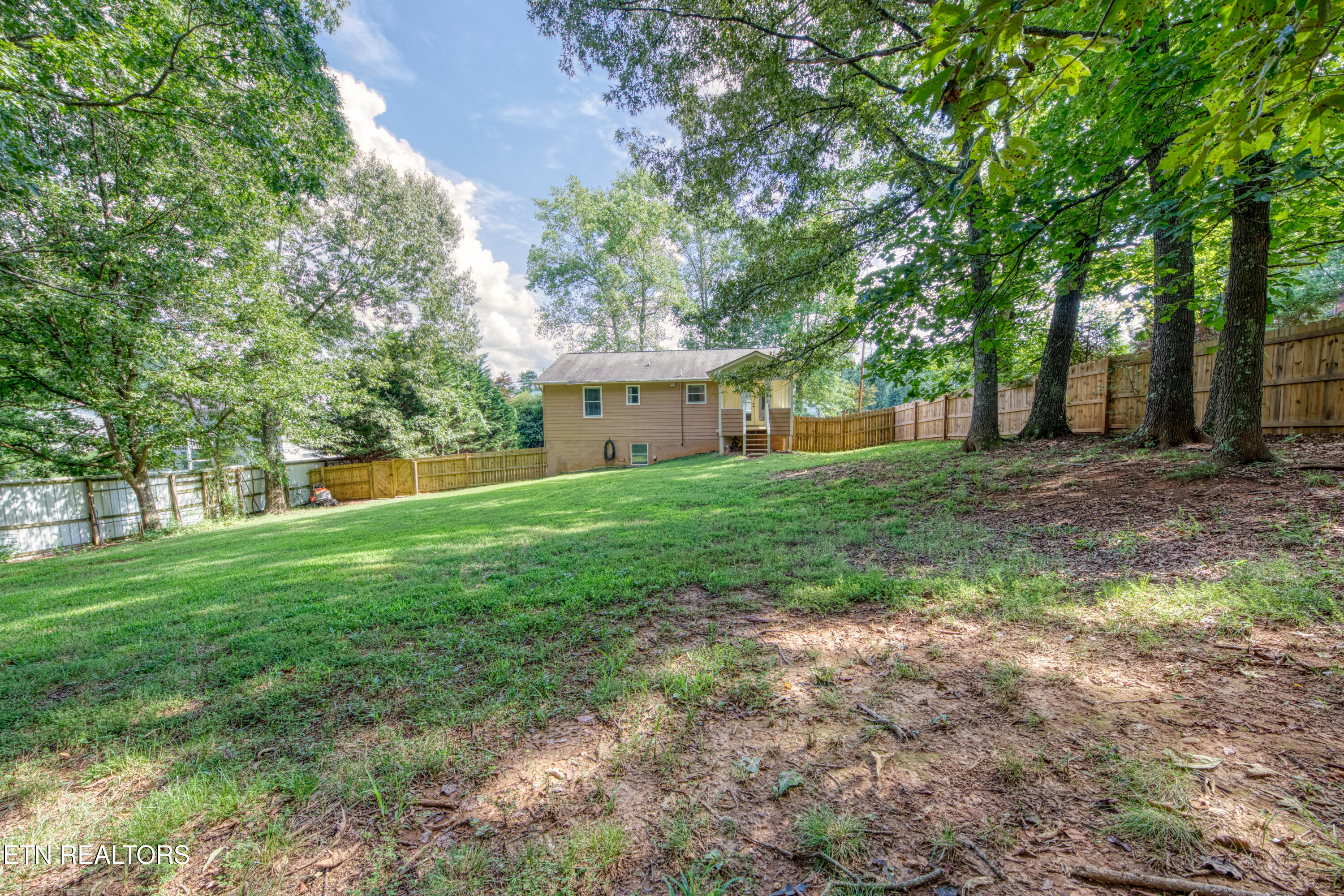 6061 Huffs Ferry Road Loudon, TN 37774 - Photo 23 of 24 0H3A2910_95