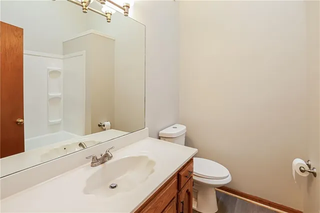 $300,000 | 105 Northeast Leann Drive, Blue Springs, MO 64014