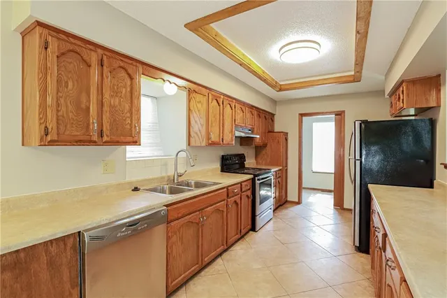 $300,000 | 105 Northeast Leann Drive, Blue Springs, MO 64014