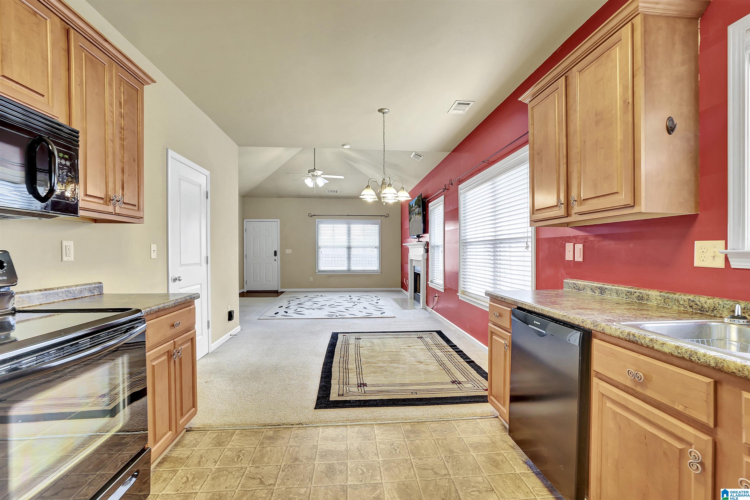 102 Rockbrook Lane Pelham, AL 35124 - Photo 13 of 29