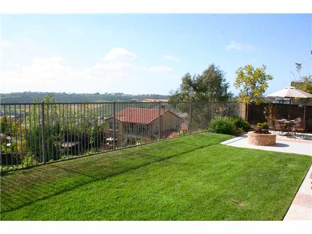 2390 Lapis Road Carlsbad, CA 92009 - Photo 8 of 25