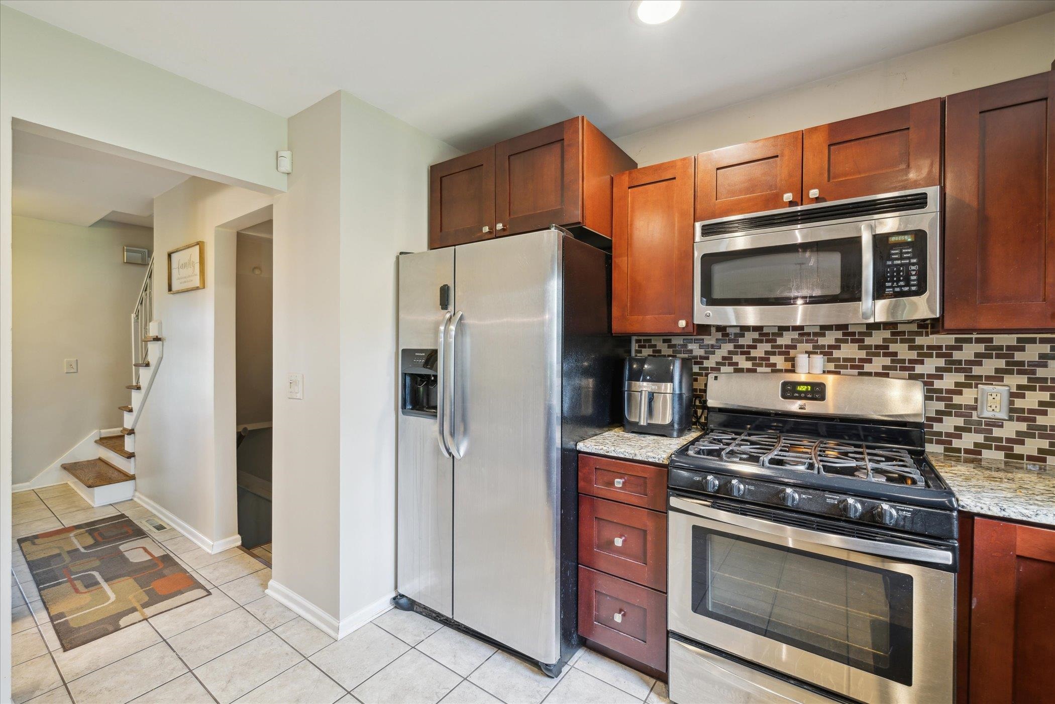 1452 North Morrish Road Flint, MI 48532 - Photo 15 of 44 50177540-1729b225-ce7b-4784-bb2f-7b4b9b1b09c1.JPG