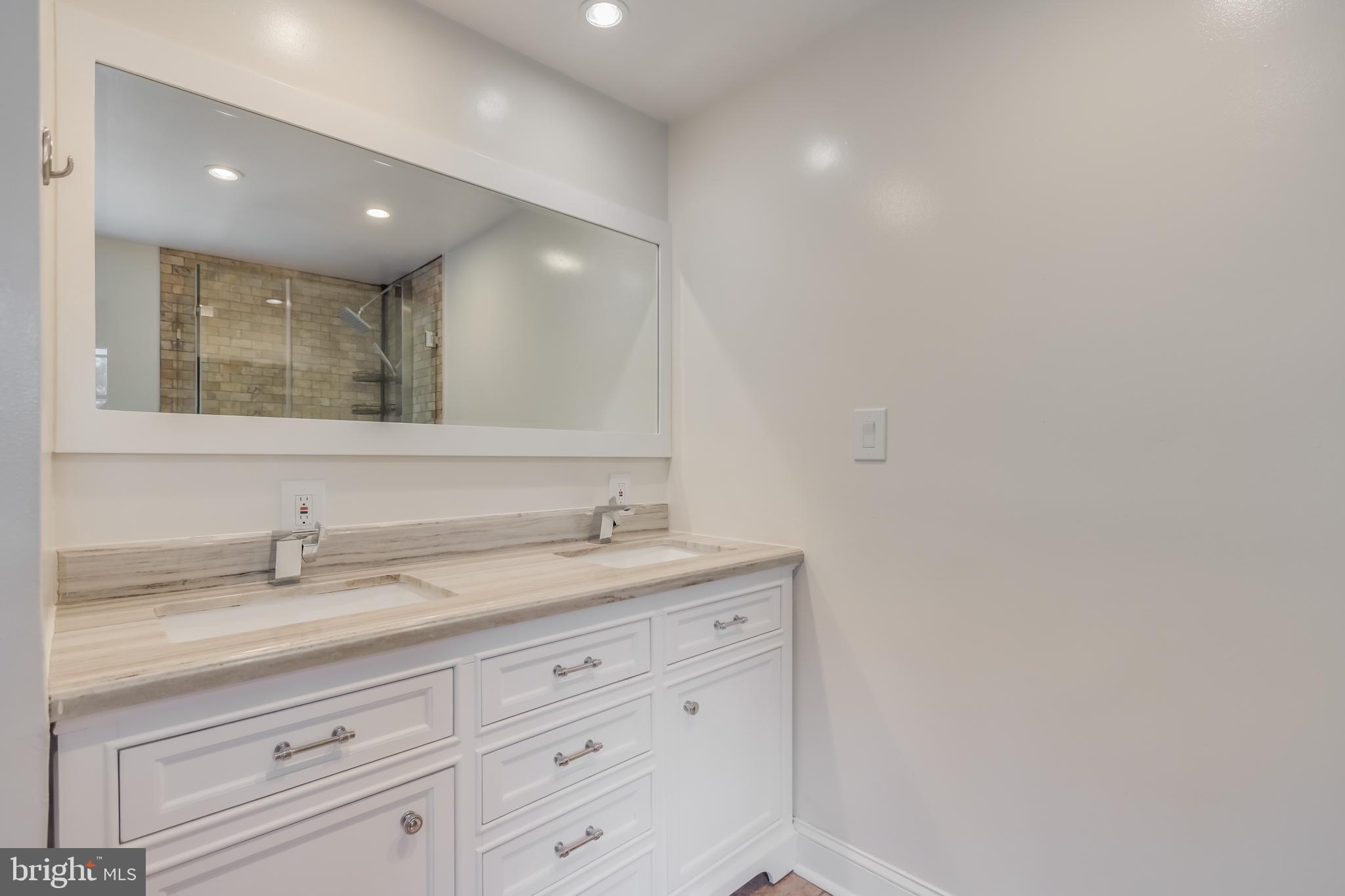 820 Philadelphia Avenue Silver Spring, MD 20910 - Photo 19 of 29 Gallery Image 19