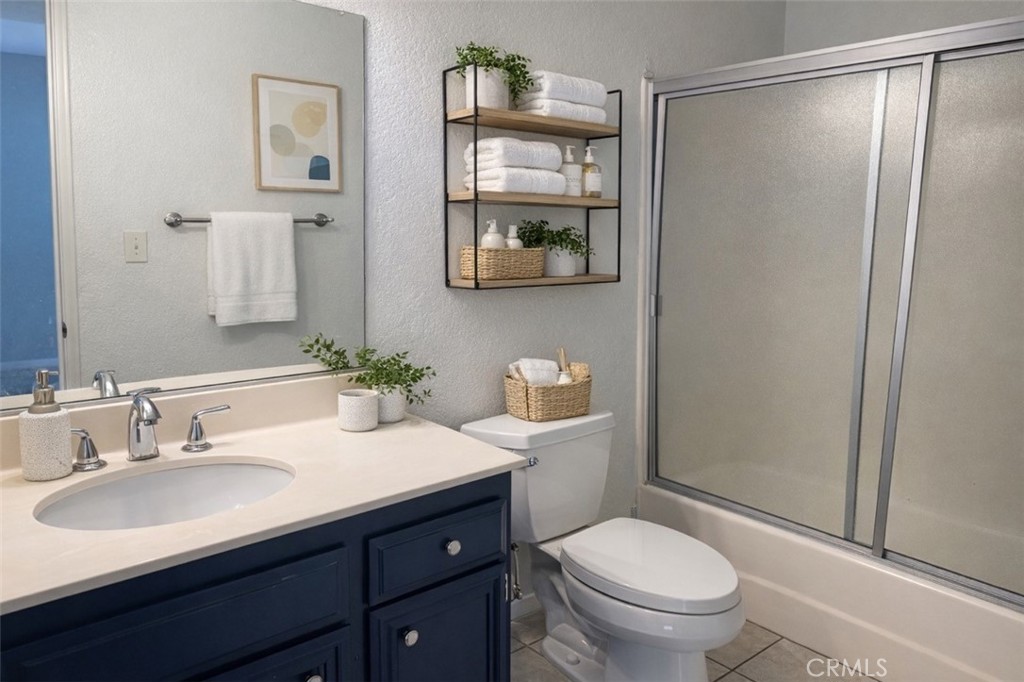 4345 154th Street, Unit 8 Lawndale, CA 90260 - Photo 14 of 25 Upper level jack and jill bath. Virtual staging.