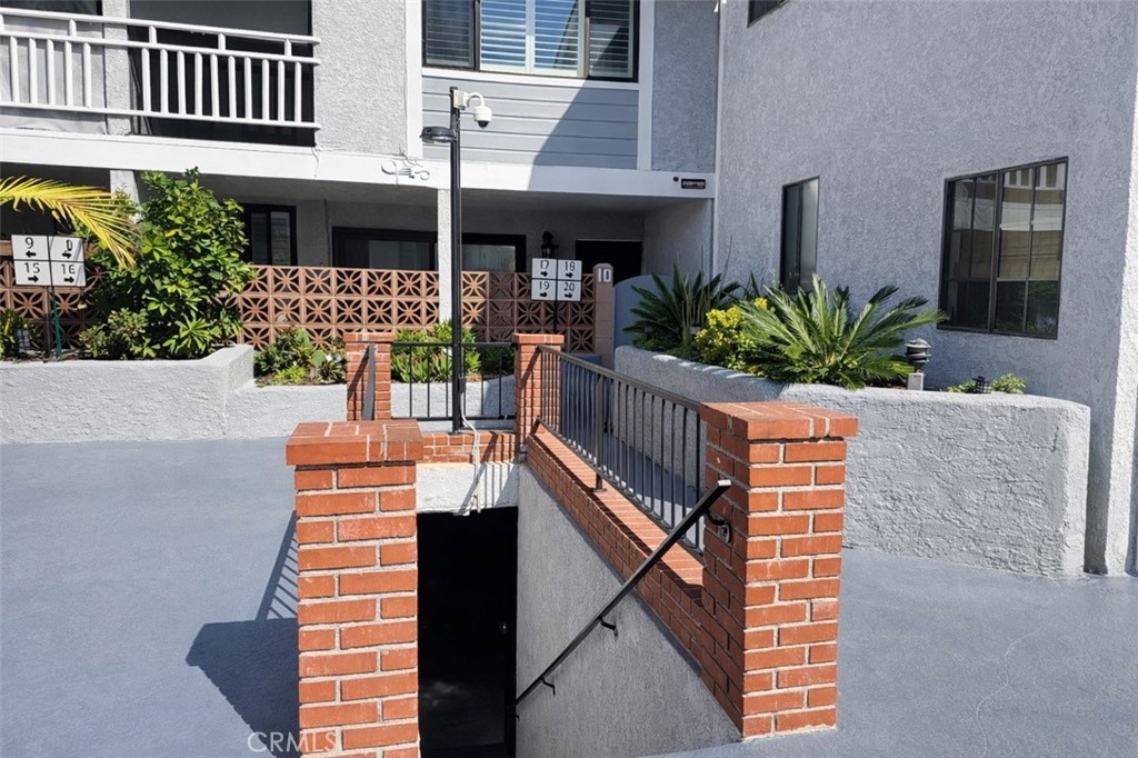 4345 154th Street, Unit 8 Lawndale, CA 90260 - Photo 24 of 25 Stairway to the parking garage.