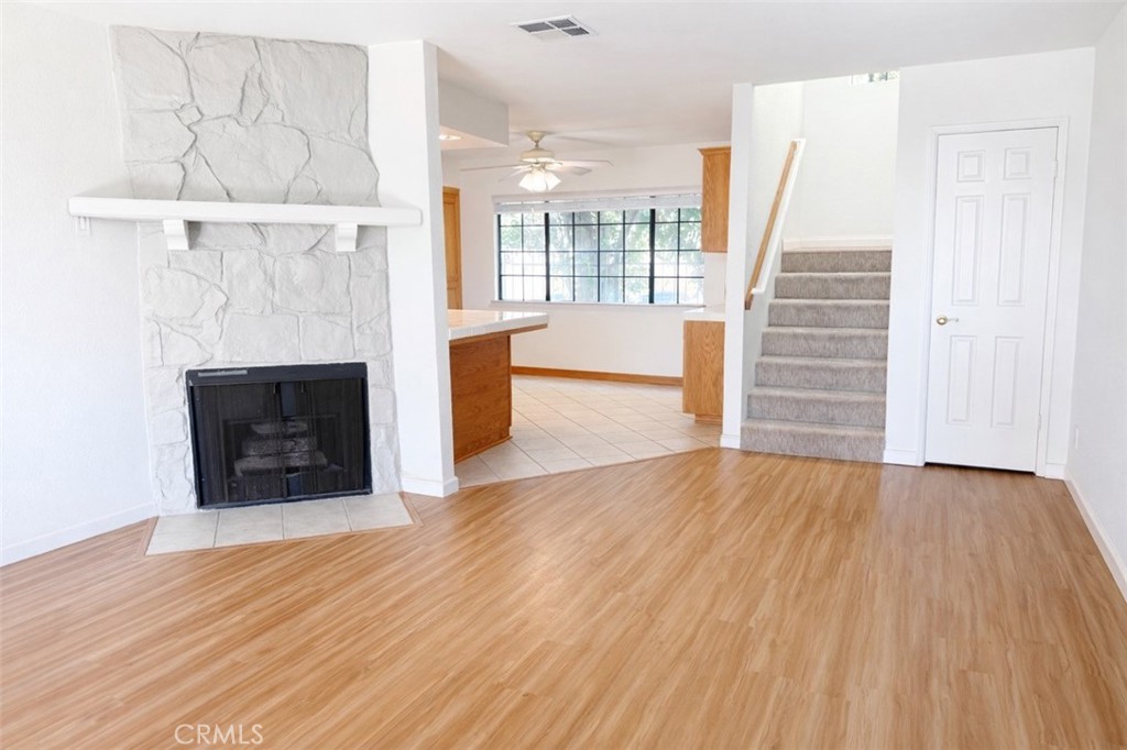4345 154th Street, Unit 8 Lawndale, CA 90260 - Photo 4 of 25 Living room.