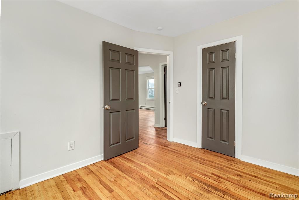 21805 Rausch Avenue Eastpointe, MI 48021 - Photo 19 of 33
