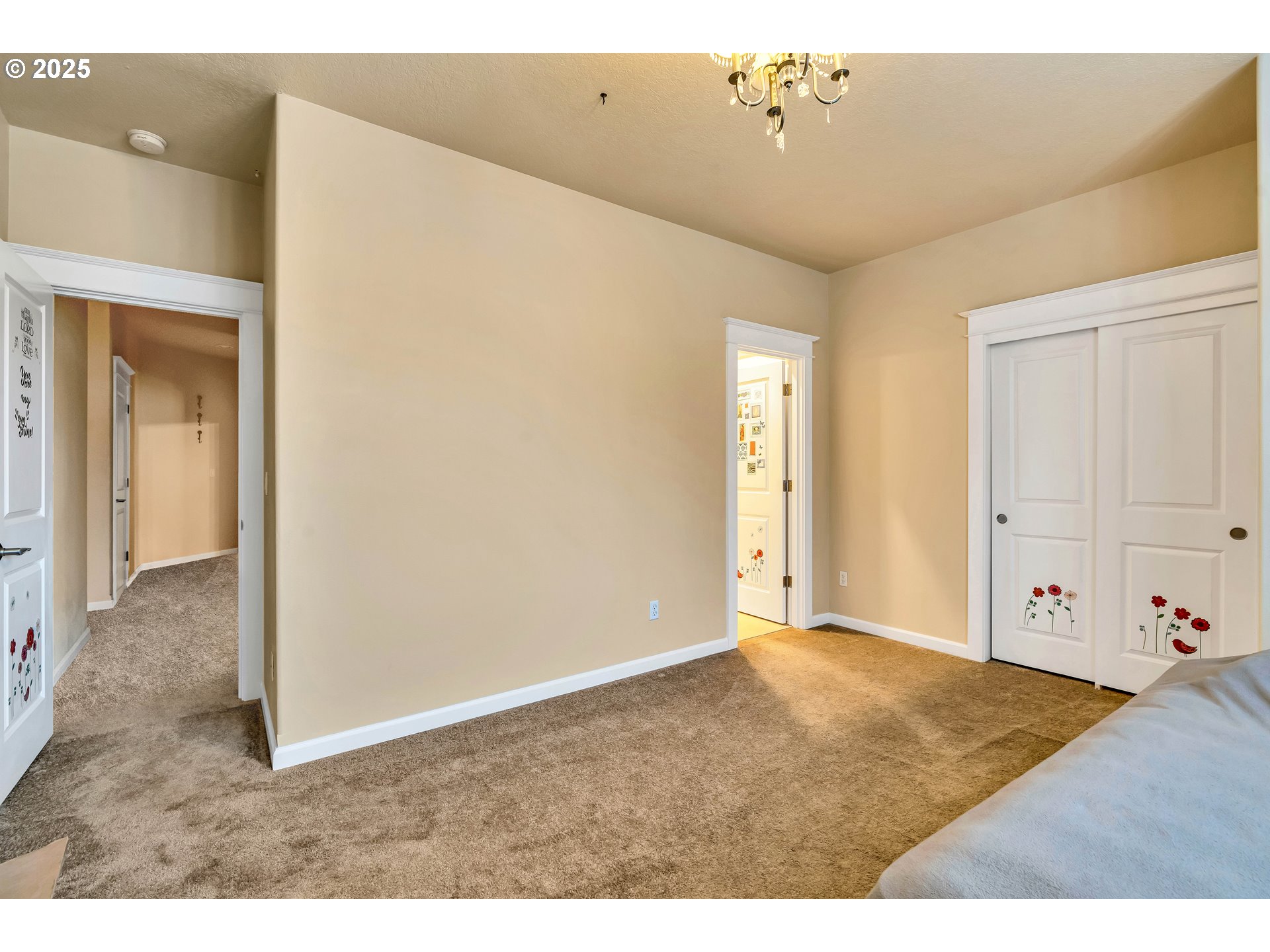 13755 Southwest Sandridge Drive Portland, OR 97223 - Photo 15 of 36 a view of an empty room