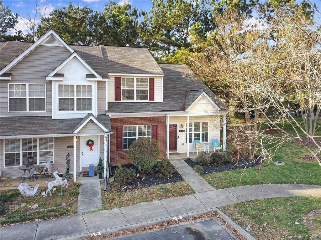 212 Butler Place Fort Mill, SC 29715 - Photo 2 of 37 Gallery Image 2