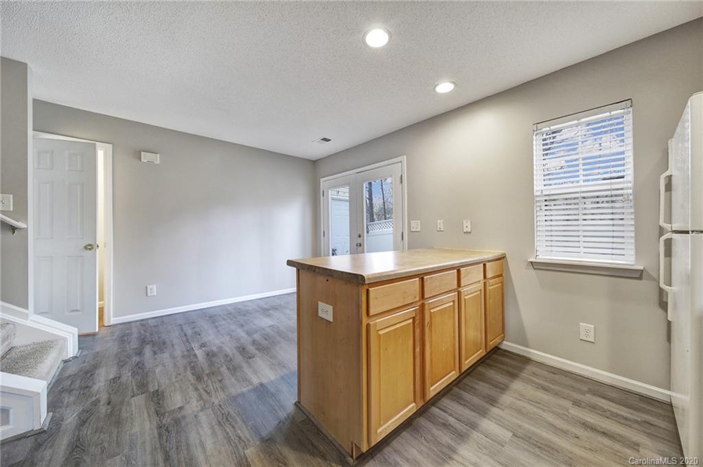 212 Butler Place Fort Mill, SC 29715 - Photo 12 of 37 Gallery Image 12