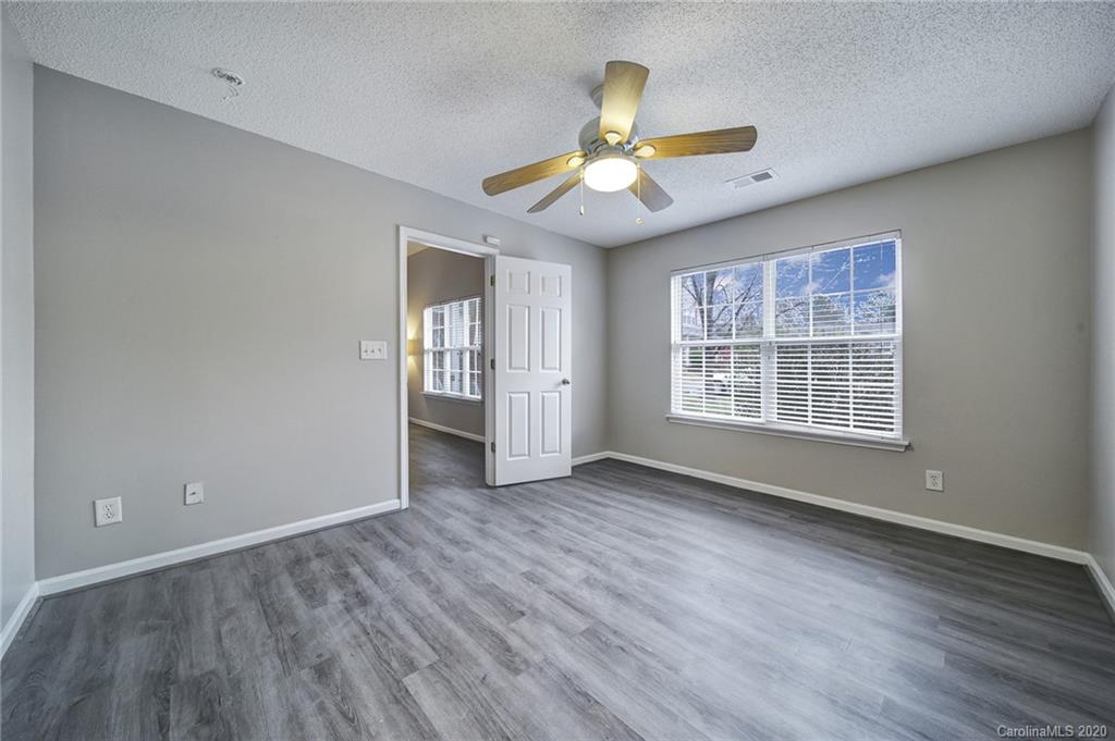 212 Butler Place Fort Mill, SC 29715 - Photo 20 of 37 Gallery Image 20