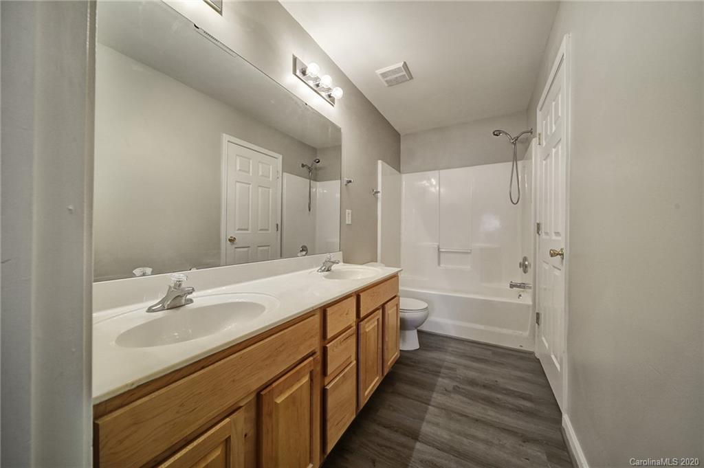 212 Butler Place Fort Mill, SC 29715 - Photo 22 of 37 Gallery Image 22