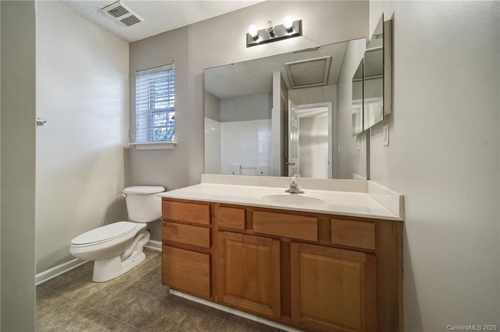 212 Butler Place Fort Mill, SC 29715 - Photo 29 of 37 Gallery Image 29