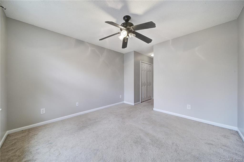 212 Butler Place Fort Mill, SC 29715 - Photo 32 of 37 Gallery Image 32